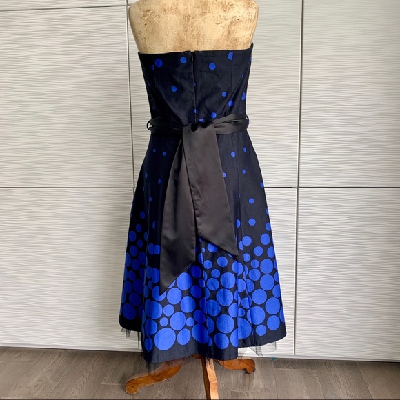 Strapless Dress, Black with blue polka dots. - Picture 2 of 11